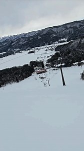 Was not expecting fresh tracks today but there they were for the picking. Creamy snow. Good times. | Hakuba