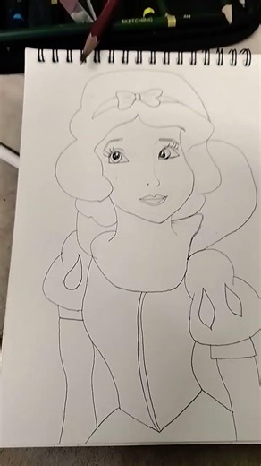 snow white drawing. #snowwhite #disney #animation #movie #drawing #sketch #painting #art #artist