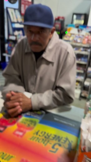 Peanut butter crackers challenge with uncle rich | Majorkeylife_love