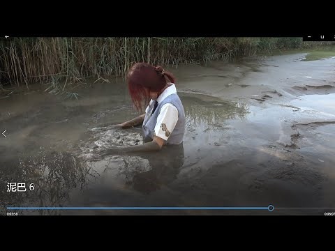 Beautiful Japanese uniform stepping on the mud
