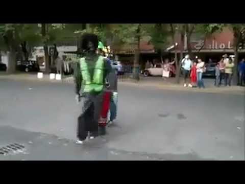 Life size Puppet dance will make you Speechless