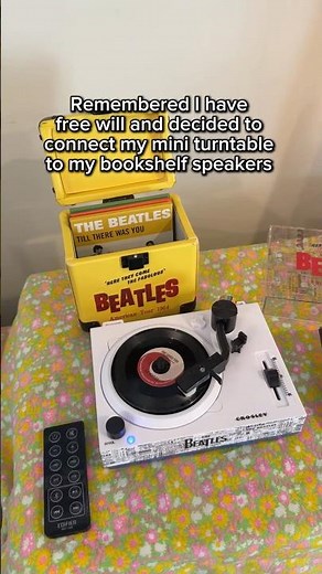 Beatles Mini Turntable to Speakers? 🔈