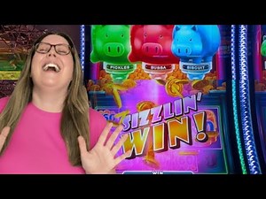NEW Piggy Bankin' Break In Slot Is WILD! Non-Stop Action & Wins! 🐷