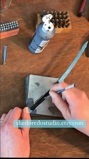 DIY knitting needle bracelet #diy https://shedoredostudio.etsy.com