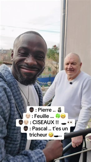 Il a sorti le PUITS 🕳️ au pierre-feuille-ciseaux 😭🤣… Bon… 5 montées d’escaliers quand même ! 🔥💪🏾 #Handisport #Pourtoi #Swaacoach #Fyp #coachadomicile