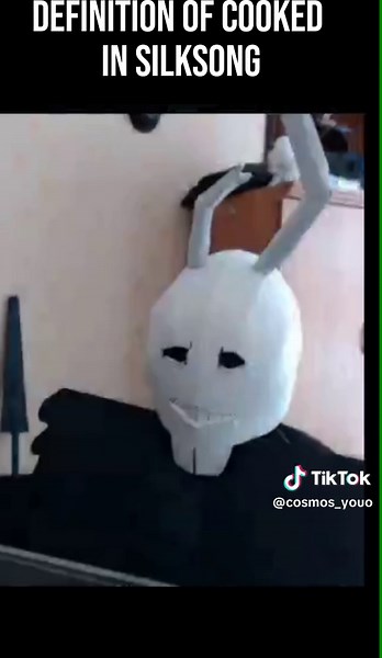 definition of cooked in silksong #shorts#hollowknight#indie#gaming#stream#silksong#grandmothersilk#clips