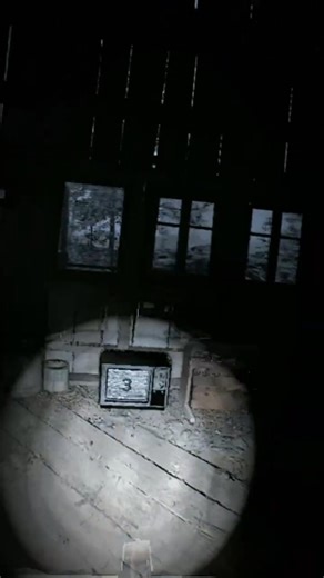 🚨 Zombies in MY HOUSE! 💀