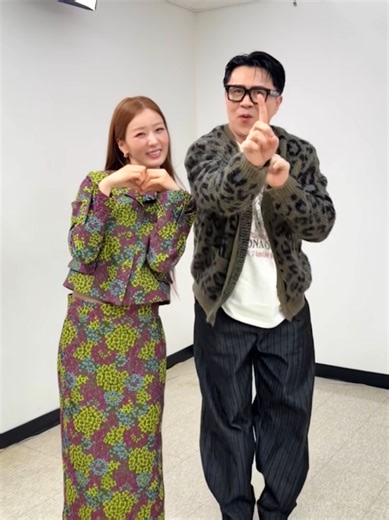 #데프콘 #DEFCONN 님과 함께 𝐋𝐨𝐯𝐞 𝐌𝐞 𝐌𝐨𝐫𝐞♡°◌̊ #에이핑크 #Apink #RE_LOVE #LoveMeMore #LoveMeMore_Challenge #윤보미 #보미 #BoMi