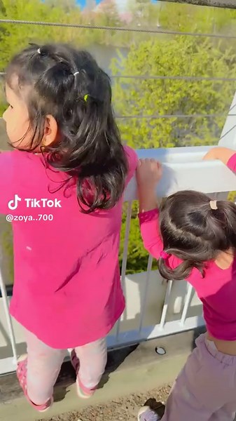 Takda hi jawan ena tenu chawan 💕.. #pyfツ #foryourpages #marketingdigital #hindi #sistersforever #3under3 #myfamily❤️ #kinnachir