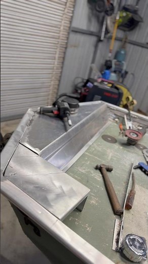 Installing trolling motor mount on aluminum boat