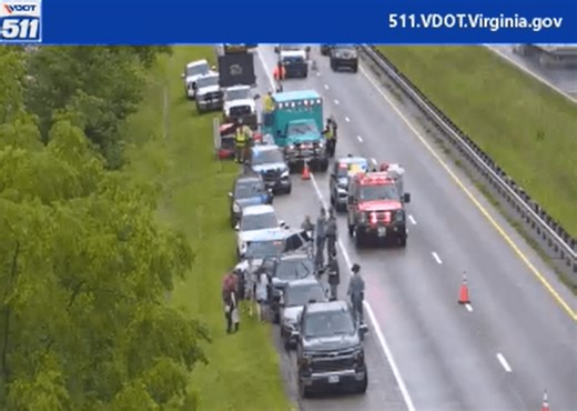 VDOT: Multi-vehicle crash causes delays on I-81 in Washington County