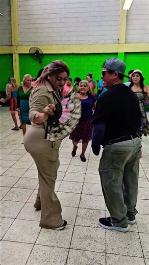 Check out this amazing, lively, and fun #dance with the candy man and this beautiful dancer 🎵🎶👏#s...
