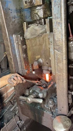 Forging Perfection! Heavy Metal Valve Stem Manufacturing Process