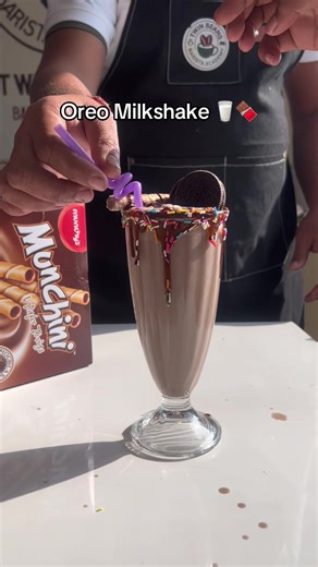 Delicious Oreo Milkshake Recipe