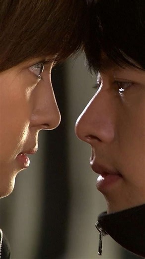 Viki on Instagram: "All eyes on #HyunBin : playful protest 😏, flawless form, and an almost-kiss moment that stops hearts 💘 . Stream the beloved classic #SecretGarden on Viki. 🩵"