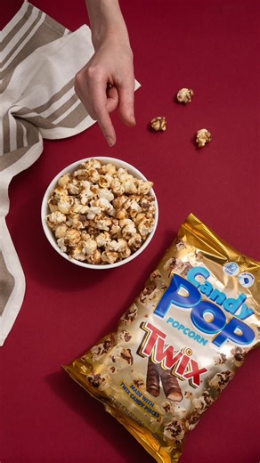 Double the crunch, double the fun 🤎🍿 Twix Candy Pop brings sweet flavor and crunch together in every bite. Twix #popcorn #snacktime #moviesnack #candypop #popcornlover #snacks #popcorntime #TWIX | Cookie Pop Candy Pop