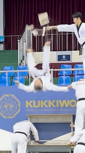 Guinness World Records | Oldest person to perform a Taekwondo flash kick (male) 🥋 Nam Seung-Hyeon (b. 23 April 1963), who was 60 years old as verified in Seoul,... | Instagram