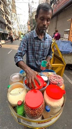 India's CRAZIEST Street Food Tour (You WON'T Believe This!)