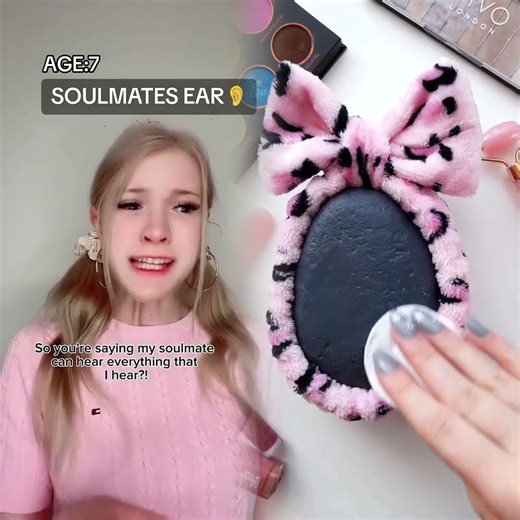 #pov When you cover your ear you can hear what your soulmate hears