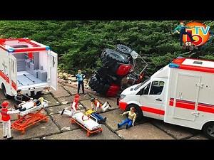 BRUDER CRASH Ambulance Mercedes Benz Sprinter Kids video