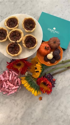 The flavours of fall, wrapped in chocolate. 🍂✨ Our Fall Truffles are crafted to capture the warmth of the season, velvety, rich, and infused with the tastes that make autumn so unforgettable. Perfect for sharing at gatherings, gifting to someone special, or keeping as a little indulgence all to yourself, these truffles are the treat you’ll come back to again and again this fall. Add them to your dessert lineup and savour the season one bite at a time. 🍫 #GanongChocolates #FallTruffles #GanongT