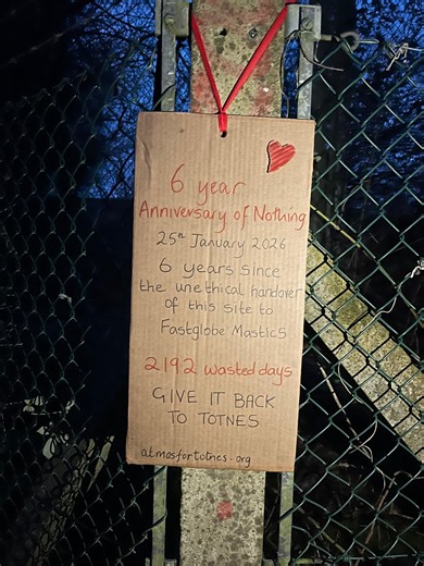 Six years ago, Totnes had a once-in-a-generation chance. A bold, low-carbon, community-owned vision. Affordable homes. Arts. Music. Energy that worked for people, not profit. Instead, we’ve had six years of nothing. Empty land. Locked gates. Lies. Developers who never asked what this town wanted. But we’re still here. Our plans, which were designed by the town, for the town, still exist. Stand up. Object. Resist. This town ain’t done yet. 6 years, GIVE IT BACK TO TOTNES. Song credit: @brionygree