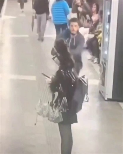 Militant ALIEN Invader ATTACKS random people.