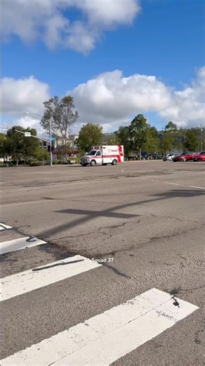 Falck M37 Responding #ambulance #emergency #falck #sandiego