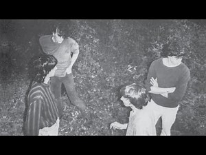 R.E.M. Re-Releases 'Radio Free Europe' to Support Press Freedom