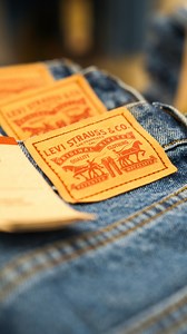 32K views · 1.3K reactions | @levis, un clásico de cada temporada en #NuevocentroShopping   Jeans, camperas y básicos que nunca fallan.  Los imprescindibles de este otoño/invierno los encontrás en el gran shopping de la ciudad. 梨 ¡Visitanos y descubrí las últimas novedades en moda! #Nuevocentro #Levis #NuevocentroShopping #OtoñoInvierno #Temporada #Tendencias #Ropa #Moda | Nuevocentro Shopping | Facebook