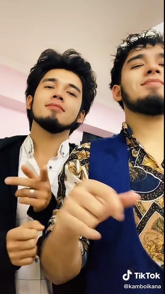 Engaging Conversation Between Two Individuals