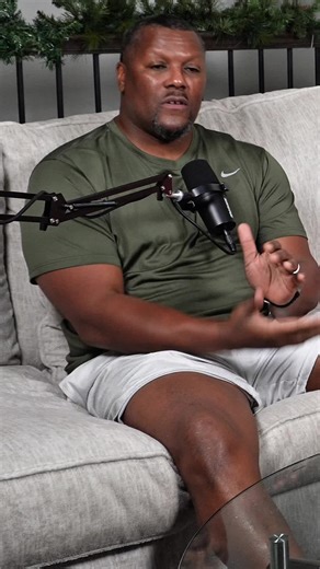 This is what lived experience teaches you about power. Serving your country doesn’t guarantee protection from erasure. Access doesn’t guarantee inclusion. And conformity doesn’t earn you a seat at the table. When you’re useful, you’re tolerated. When power is divided, you’re often not considered at all. This final clip from 🎙️ S2, Ep 17 “Racism, Power, and Accountability” is about clarity — not outrage — and understanding how power actually works so we don’t confuse proximity with inclusion. 🎧