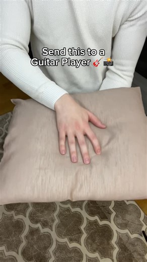 govision.guitar on Instagram: "POV you finally record your playing the way it actually feels #usatrending #guitarvibes #guitarlife #povcamera"