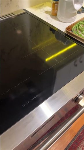 PCFI3080AF Frigidaire Oven Frozen