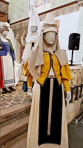 COSTUMES OF THE BASQUE... WITCHES OR ONLY TRADITIONAL ATTIRE?... Learn more in the description 😉