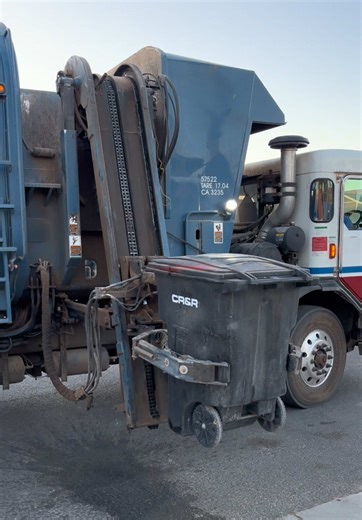 Refuse Truck Revving in Imperial Valley