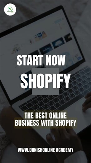 تجارت انلاین شافی پای(shopify)چیست؟ تجارت آنلاین با شاپیفای (Shopify) به معنای استفاده از پلتفرم شاپیفای برای راه‌اندازی و مدیریت فروشگاه آنلاین است. شاپیفای یک سیستم مدیریت محتوای تجارت الکترونیکی (e-commerce CMS) است که به افراد و کسب‌وکارها این امکان را می‌دهد که فروشگاه‌های آنلاین خود را راه‌اندازی، مدیریت و محصولات خود را به فروش برسانند. مزایای استفاده از شاپیفای: سادگی و کاربرپسندی: شاپیفای به کاربران این امکان را می‌دهد که حتی بدون داشتن تجربه فنی، فروشگاه آنلاین خود را راه‌اندازی کنند. 