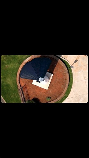 Smartflower is an innovative solar energy system designed to track the sun's movement from dawn until dusk. Smartflower can generate up to 40% more power compared to a traditional solar system. Video: smartflower | Bazaar Times | Facebook