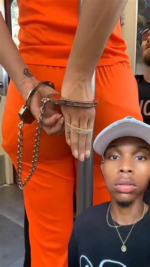 technique to use to remove handcuffs watch the video carefully 📺 #viralpost2025シ #fypシ゚viralシ #highlightseveryonefollowers | Bensky Serenity