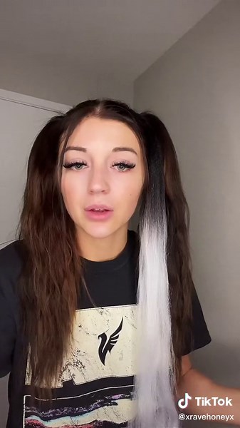 INSTALLING RAVE HAIR TUTORIAL ✨☺️ Link is in bio! Thank you everyone for the positivity and kindness in my last post 💗 #ravetok #ravehair #ravebraids #festivalbraids #ravehairtutorial #raveaccessories #edmtiktok #illenium #headbangercheck #ravegirls