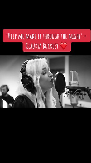 ‘Take this ribbon from my hair’.. ❤️ My favourite country ballad, taken from my live sessions. Would you like to see a full version? ✨ Let me know, leave a comment. ❤️ #claudiabuckley #fyp #foryou #newcountry #countryballad #countrymusic #countrycover #martinamcbride #kriskristofferson #helpmemakeitthroughthenight #livemusic #liveband #opry #grandoleopry