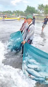 Keseruan menangkap gerombolan ikan tongkol part 2 | Edi Purnomo