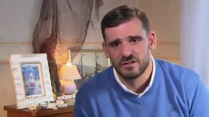 5.7K views · 74 reactions | Un diner presque parfait fait escale au Pays Basque cette semaine ! Hier c'était Gaëtan, le Cibourien de la compétition, écailleur et rugbyman, qui préparait son menu "Itsasotik itsaoarte" - De la mer jusqu'à la mer. un menu 100% poisson ! A voir pour les recettes... L'émission continue toute la semaine sur W9 à 17h55... | En Pays Basque | Facebook