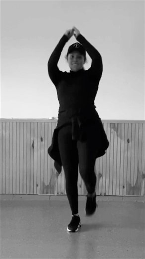 Low, Flo Rida, (feat. T-Pain) Choreo done by Linda, dance workout. #reels #reelsinstagram #trending