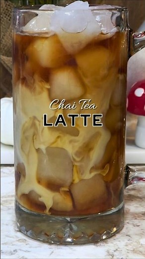 How to Make the BEST Iced Chai Latte at Home (Easy Recipe!) 🧋 #chai #icedchai