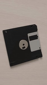 Gros plan sur une disquette. Technologie : vidéo de stock (100 % libre de droit) 3470193243 | Shutterstock