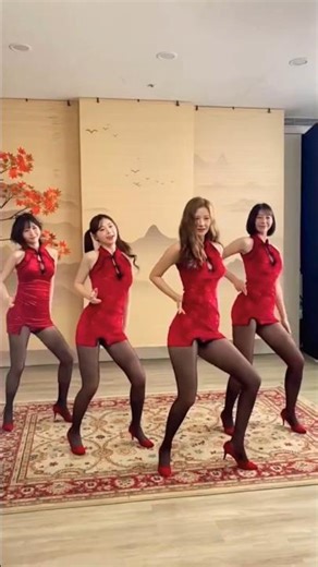 Sexy Japanese girls in miniskirts | Four Dancers, One Stage: Pure Energy and Style in Motion