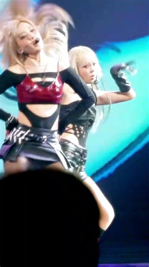 NMIXX's Lily "TIC TIC" (FanCam by ‪@sssine_wav‬) #kpop #nmixx #fancam #jpop #latinpop