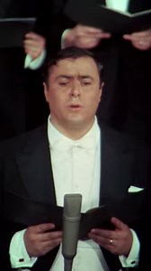 2.3K reactions · 674 shares | Les plus grands succès du ténor italien, réunis dans un coffret 3CD !  Airs d’opéras, chansons italiennes, airs sacrés et duos, dont 5 titres inédits avec Barry White, James Brown, Lou Reed, Brian May et Roger Taylor de Queen, et Sting. DeccaRecords.lnk.to/PavarottiHits | Luciano Pavarotti | Facebook