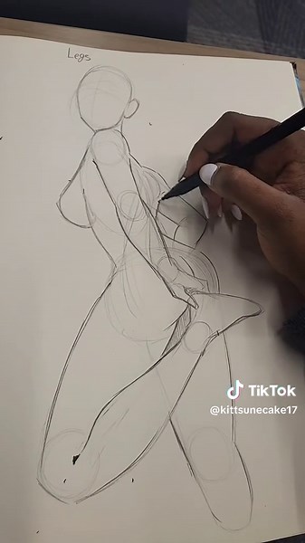 Quick Tips for Drawing Realistic Legs and Butt